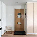 Hiisi Homes Kirkkonummi Salmipolku Διαμέρισμα Masala